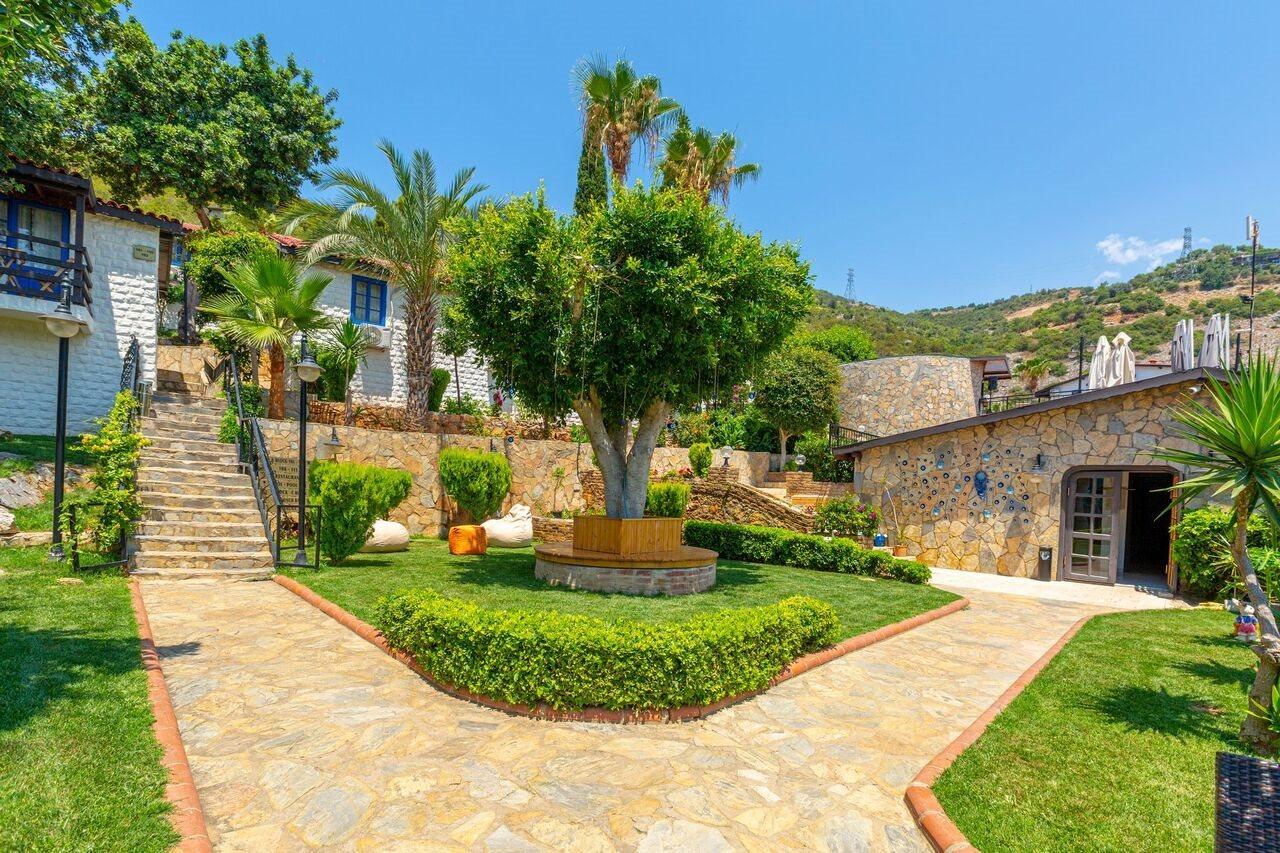 Hotel La Marina (adults Only)